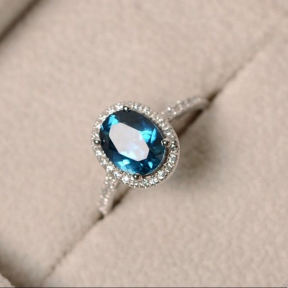 STERLING SILVER LONDON BLUE RING - Picture 3 of 9